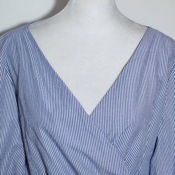 Max Edition Blue and White Stripe Wrap Blouse with Embroidery Size Large - Picture 3 of 10